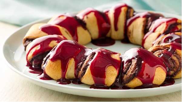 Biscuit Roul� au chocolat et aux framboises