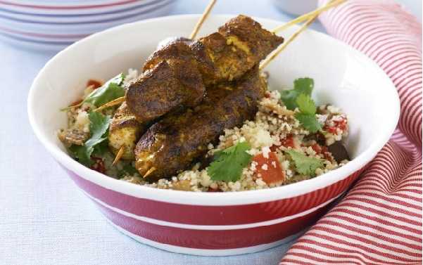 Couscous aux brochettes de poulet
