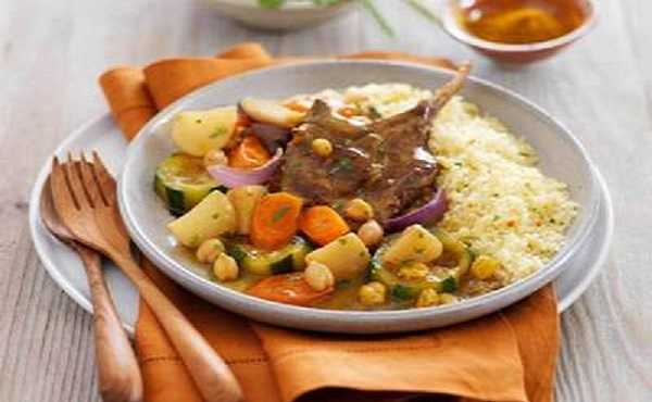 Couscous aux c�telettes d'agneau et l�gumes