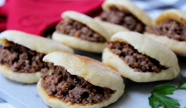 Mini Batbout farci � la viande hach�e