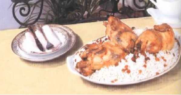 Poulet r�ti au riz et aux amandes