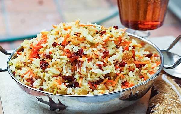 Riz aux raisins et aux amandes