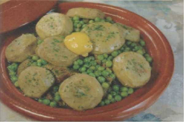 Recette de tadjine de petits pois et d'artichauts