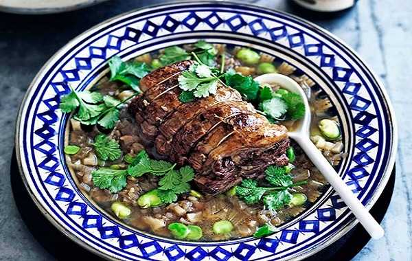 Tajine d'agneau aux f�ves
