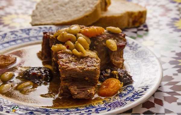 Recette de tajine de boeuf aux fruits secs