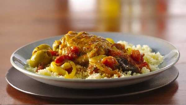 Recette de poulet aux olives et tomates