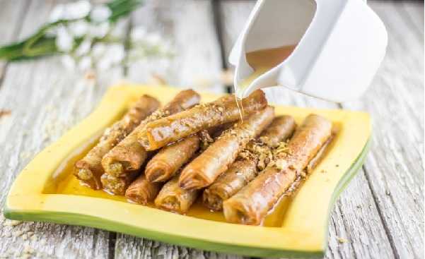 Cigares aux amandes et au miel