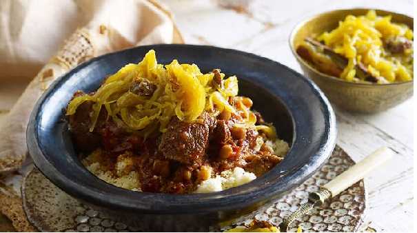 Couscous de veau aux oignons confits- Tfaya