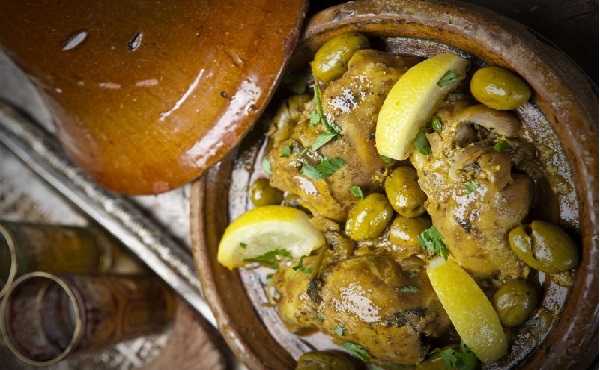 Cuisses de poulet aux olives