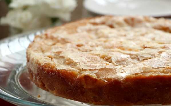 Gâteau au yaourt et aux pommes