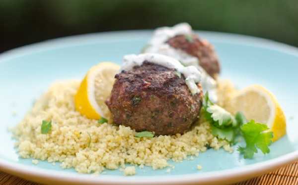 Kefta grillée et couscous persillé