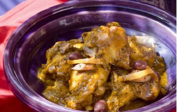 Tagine de poulet aux olives