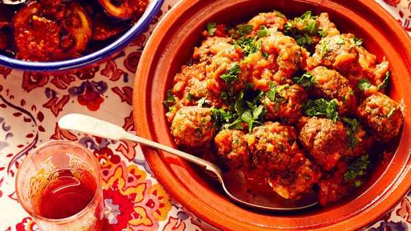 Tajine de keftas aux champignons