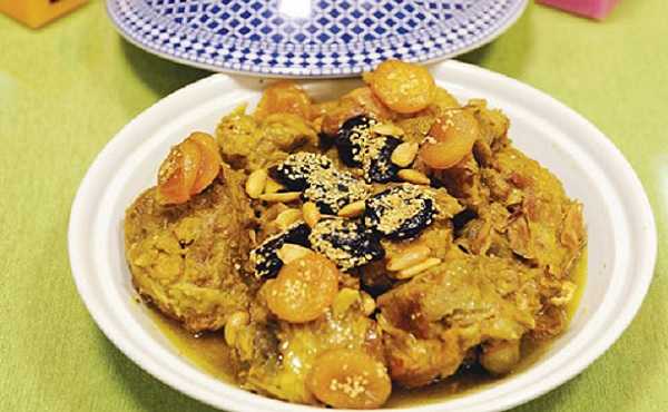 Tajine d'agneau aux pruneaux et abricots secs