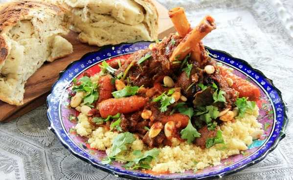 Tajine d'agneau aux pois chiches raisins secs