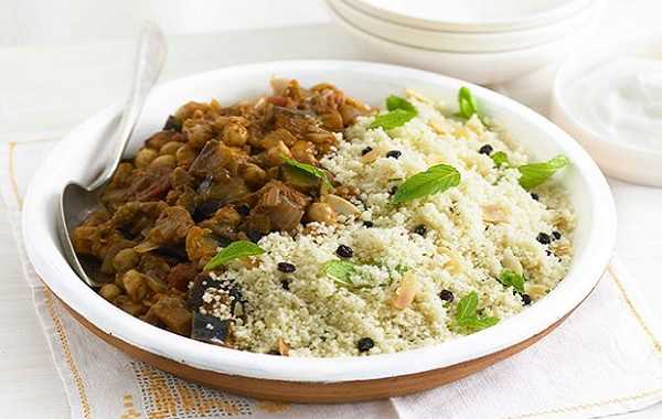 Tajine d'aubergines aux pois chiches et lentilles