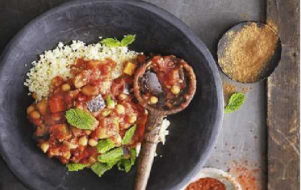 Tajine d'aubergines aux pois chiches