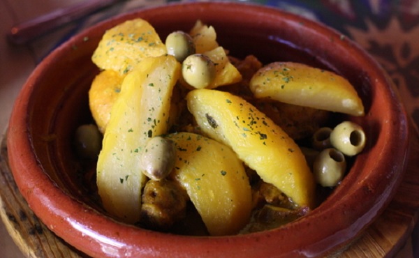 Tajine de boeuf aux pommes de terre et olives
