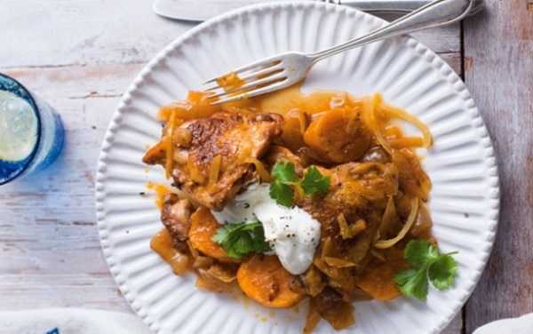 Tajine de poulet à l'abricot et pois-chiches