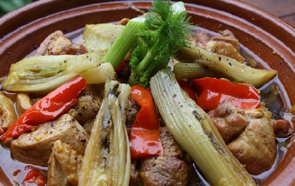 Tajine de viande aux besbas (fenouils)