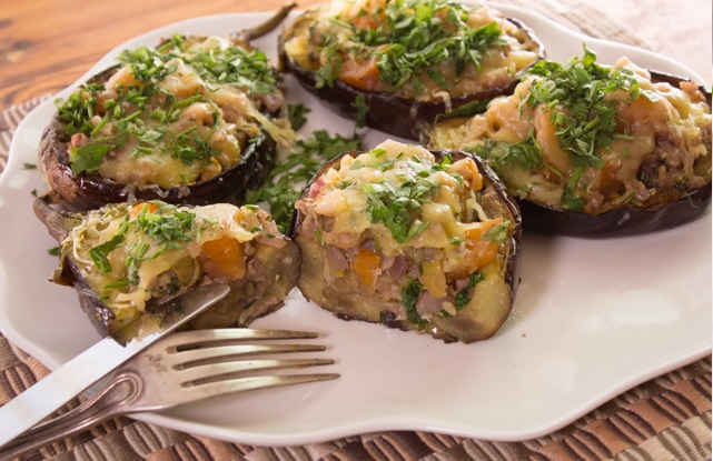 Aubergines farcies aux pommes de terre