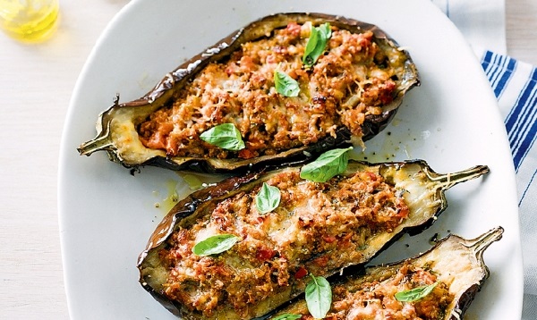 Aubergines à la sauce bolonaise