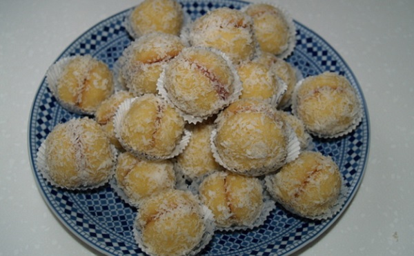 Boules coco ou Gâteau Richbond