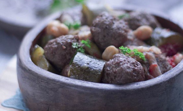 Boulettes d'agneau sauce blanche