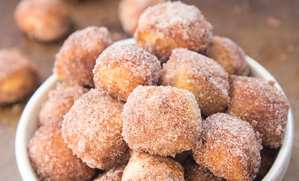 Boulettes à la cannelle