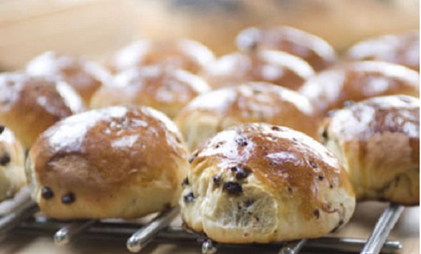 Brioches au chocolat et raisins secs