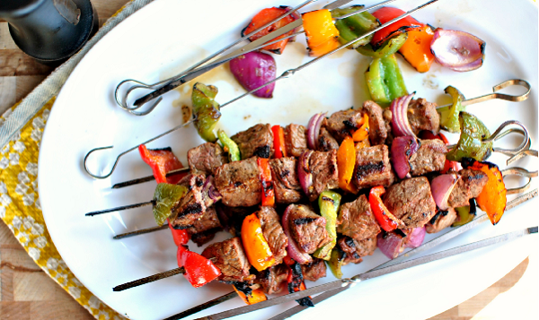 Brochettes de veau au barbecue