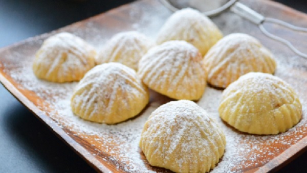 Gâteaux fourrées aux dattes - Maamoul