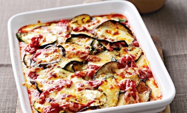 Gratin de riz aux aubergines et aux tomates