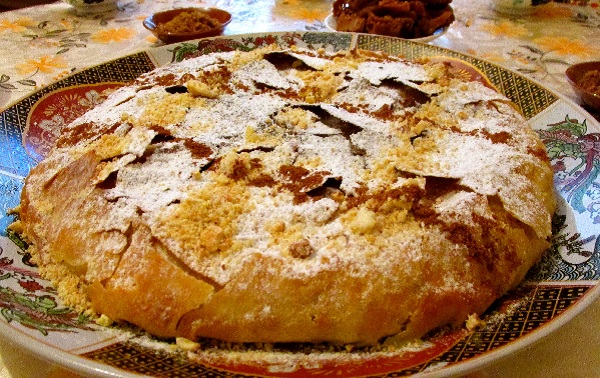 Pastilla aux cailles, coings et raisins