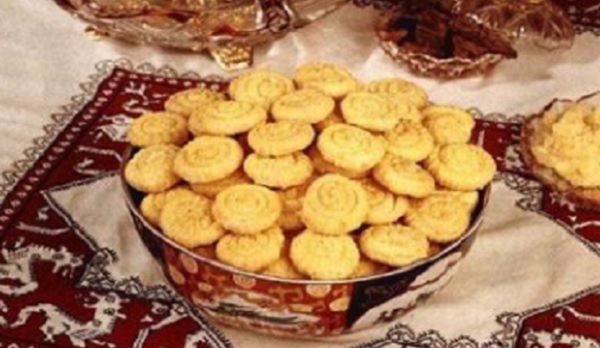 Petites mhancha aux amandes