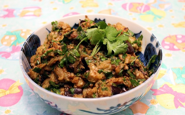 Salade d'aubergines aux épices