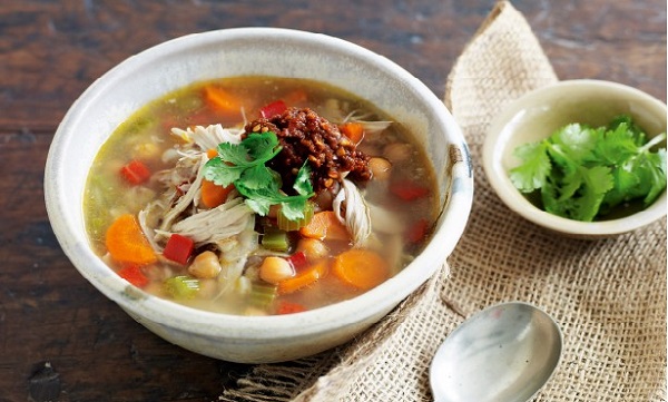 Soupe aux légumes et poulet