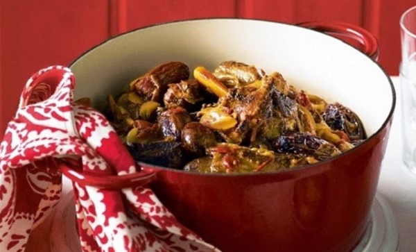 Tajine de jarret d'agneau aux dattes