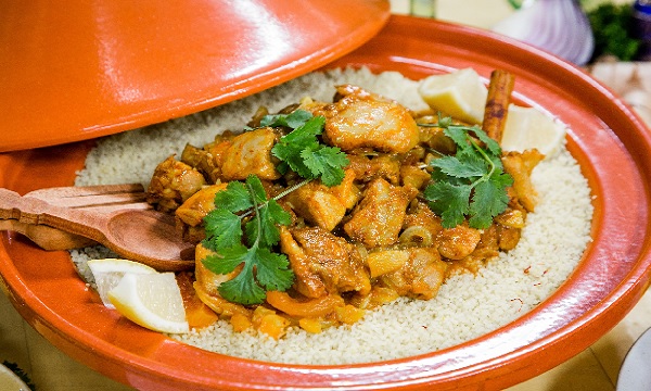 Tajine de poulet et sa semoule